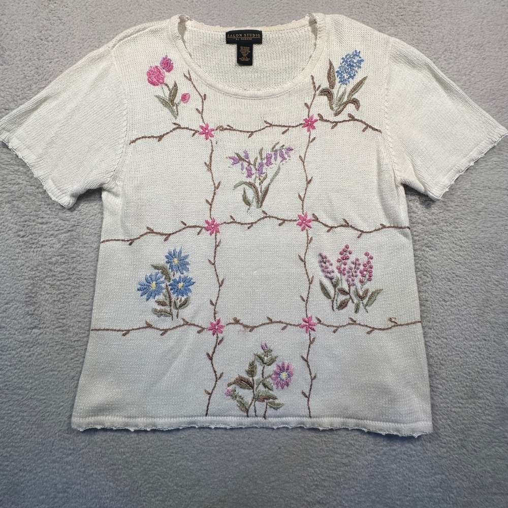 Vintage Salon Studio Floral Embroidered Knit Top Short Sleeve L Cottagecore